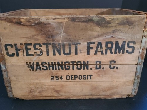 Cajón de leche de madera láctea vintage Chestnut Farm Chevy Chase Washington, DC - Imagen 7 de 11