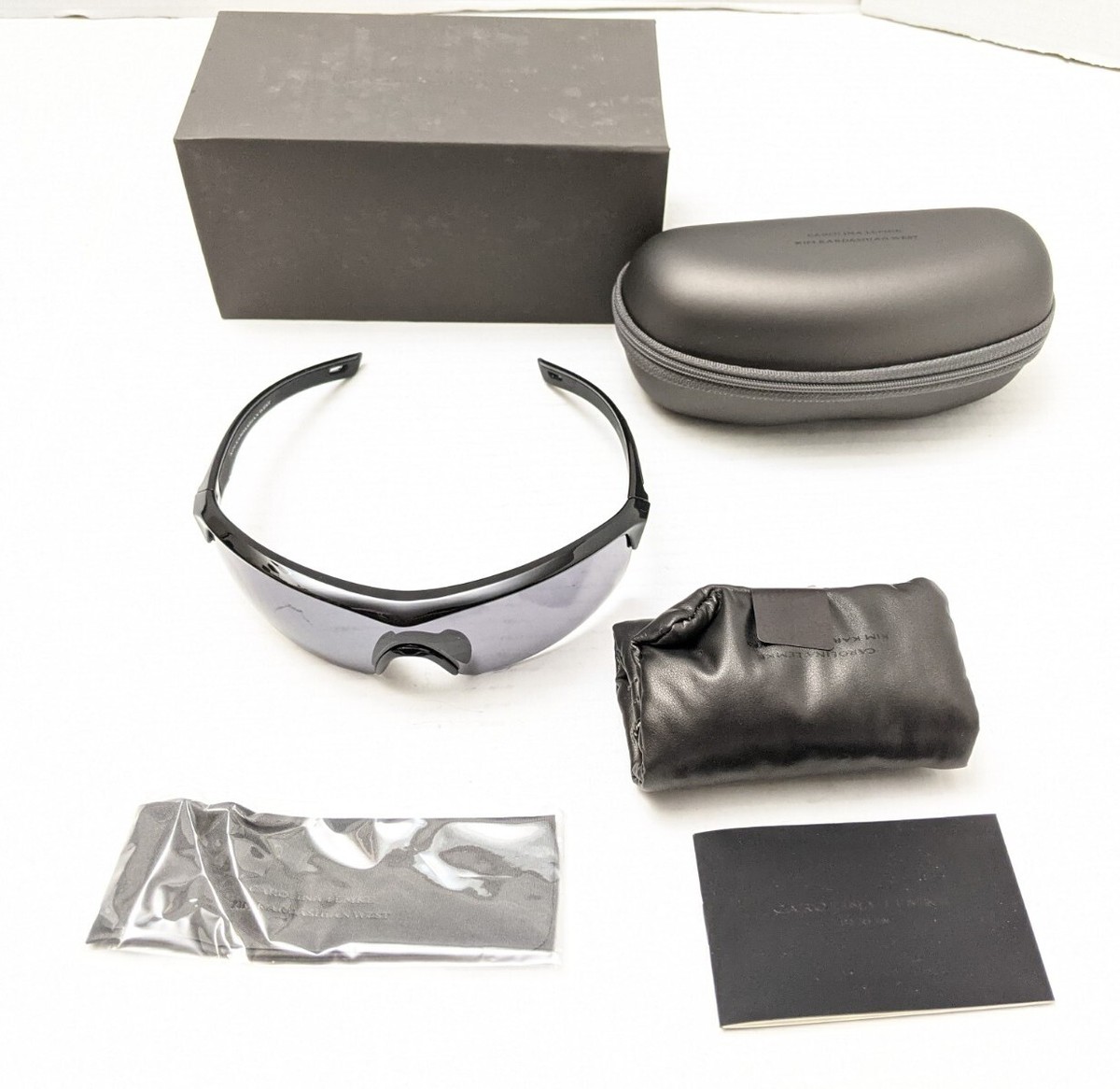 Like new Carolina Lemke x Kim Kardashian West Round Metal Sunglasses in Silver Kim Kardashian West/Carolina Lemke Sunglasses,Color: Red  main image 4