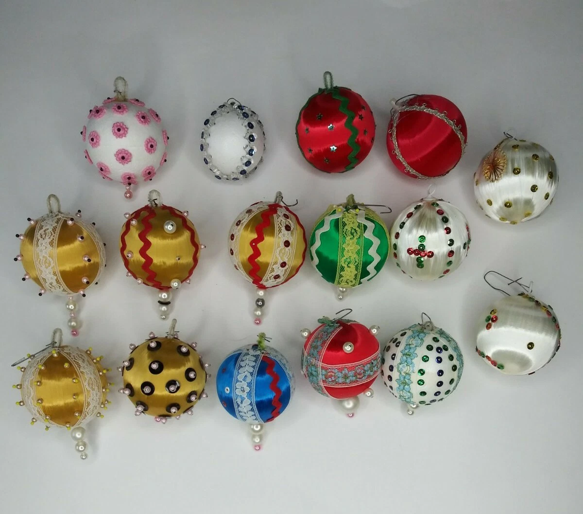 Vintage christmas beads deals