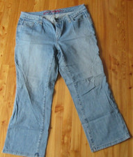 Tommy Hilfiger 14 5 Pockets Zip Button Capri Jeans Great Preowned Nice