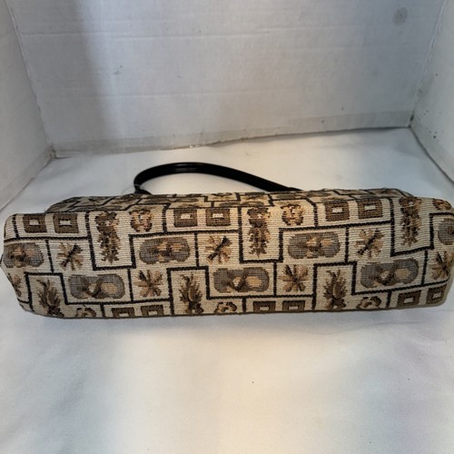 Markay Vintage Tapestry Handbag - Picture 4 of 9