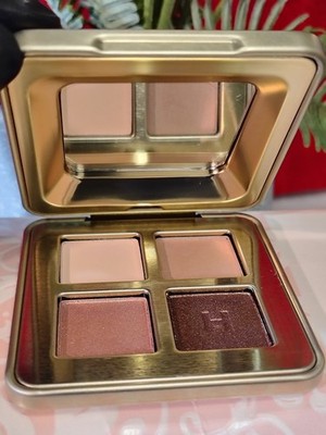 Hourglass Curator Quad Eyeshadow Palette - ''Realist'' ( SEE DETAILS )