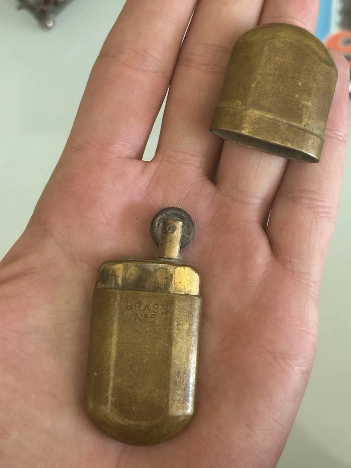 Briquet militaire ancien laiton Brass N°5 vintage armée WW2 - Photo 3/4