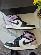 Air Jordan 1 SE Mid Zen Master