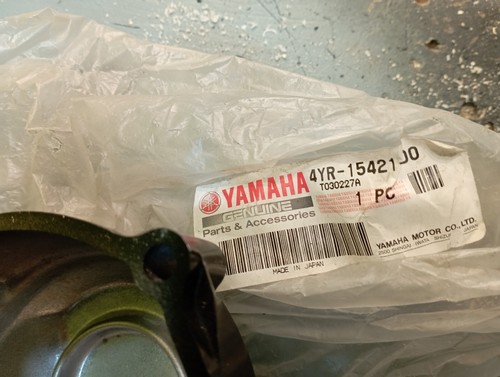 Yamaha YAMAHA FZS 600 FAZER 2002-2003 (FZS600) COPERCHIO DI BLOCCO - Foto 3 di 3