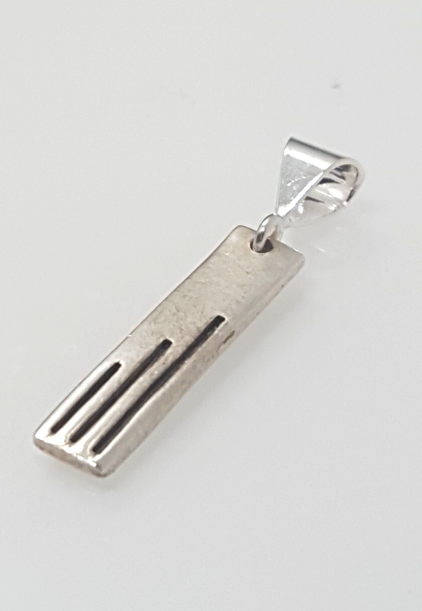 Gorgeous Kit Heath Artistic Rectangular Pendant 9… - image 11