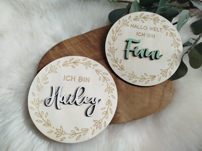 Personalisierte Holzscheibe zur Namensverkündung und als Erinnerungsstück