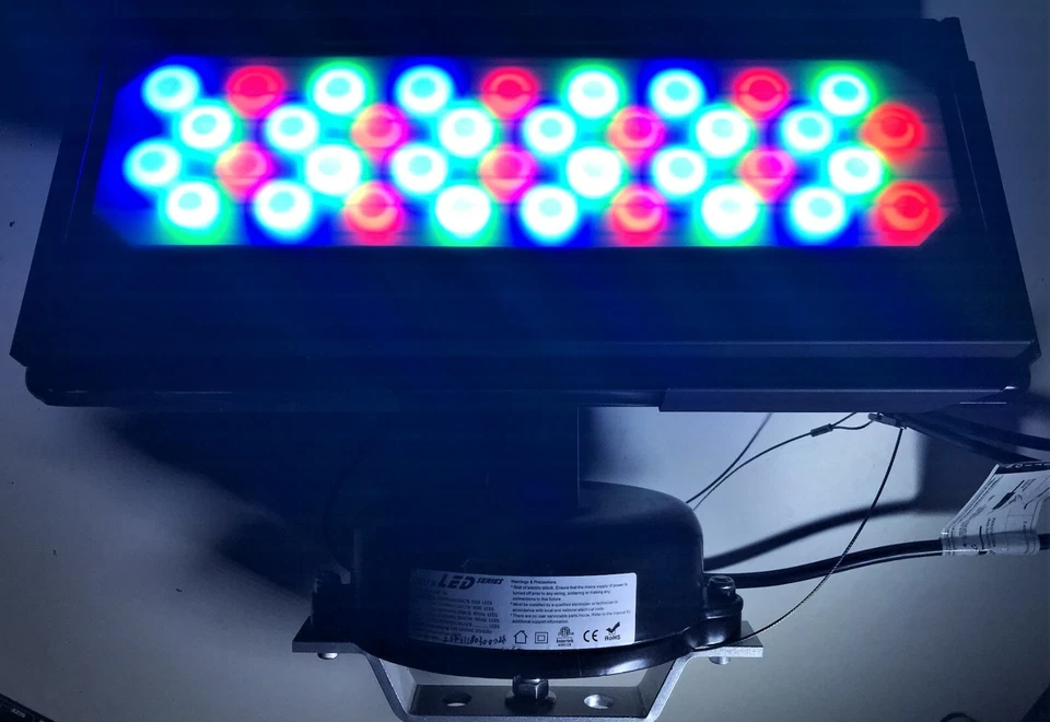 TECHNI-LUX UltraLED Series IP65 LEDpanel 36, DL-LEDPANEL36C/B  RGB LEDS W/DMX - Image 2 of 4