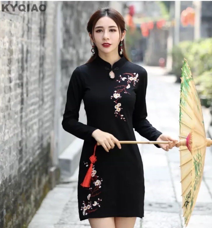 chinese dress ladies Red With Golden Ancient Scenery Prints Trim Cheongsam Qipao One Big Sleeve Shirt One Dress Big Sleeve Shirt Size Length Sleeve Opening Bust Recommended Height S (cm) 109 90 90 145 Hanfu Dress Women Ancient Chinese
