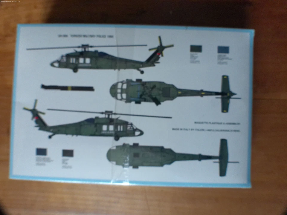 Italeri 025 UH-60A Desert Hawk NEUF SOUS BLISTÈRE version U.S.army et Turke - Photo 2/3