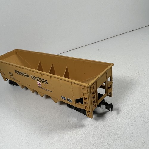 Bachmann HO Morrison - Kundsen 40’ Hopper Car MKIX 750 Model Freight Train 0088 - Picture 4 of 9