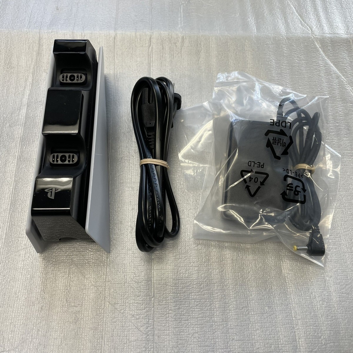 Sony PS5 Dual Sense Charging Station White CFI-ZDS1 PlayStation 5 