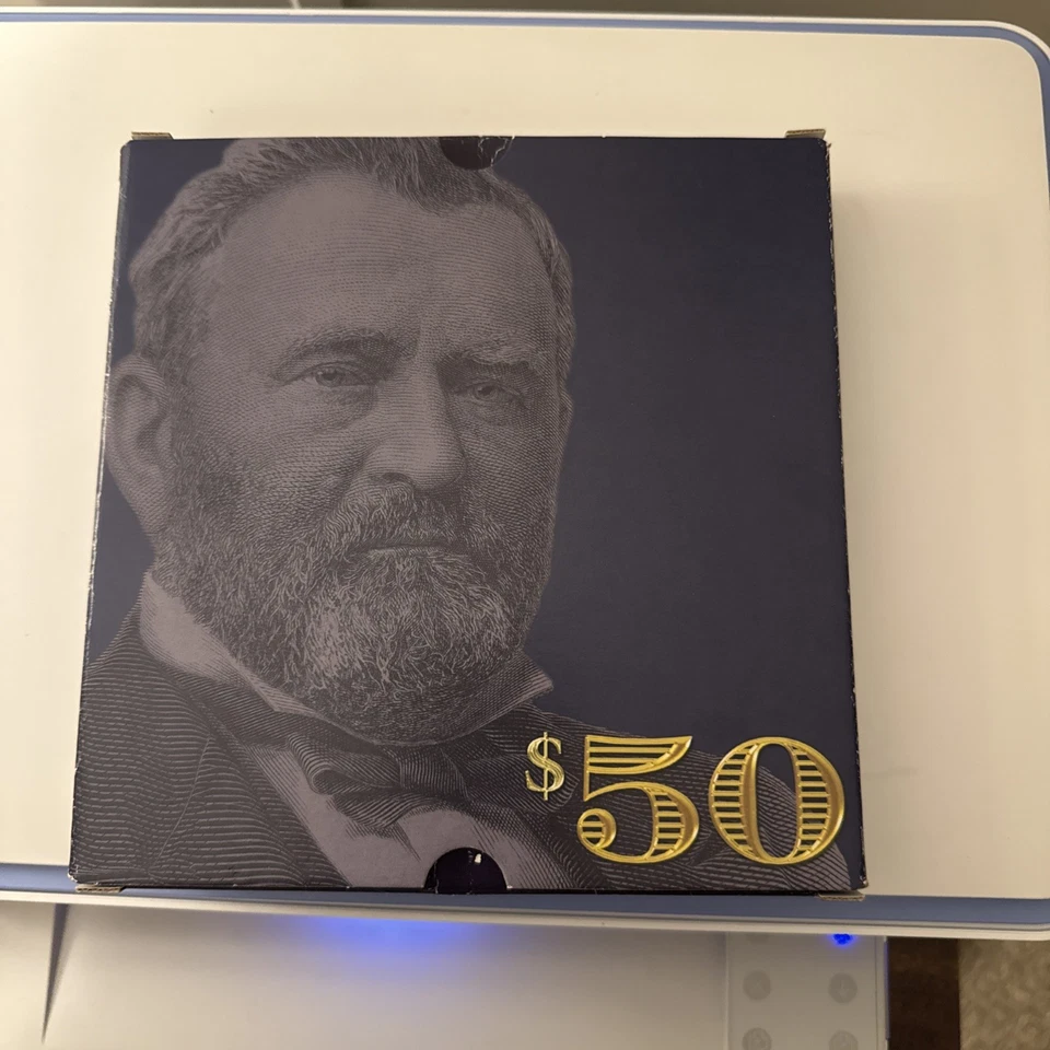 Evolution Series 2001 & 2004 $50 Bills. identical SN #'s one 50 stared low SN# - Image 2 of 4