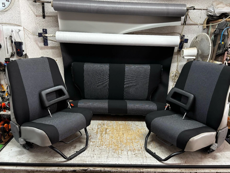 Fiat Panda 141 sedili ANTERIORE E POSTERIORE  - Immagine 3 di 4