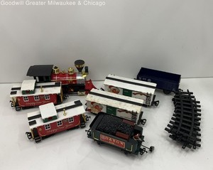Vintage 1986 New Brite Santa's Express Train Set