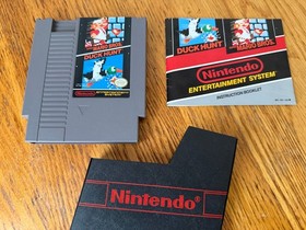 oval seal Super Mario Bros/Duck Hunt complete in box nintendo nes game MINT