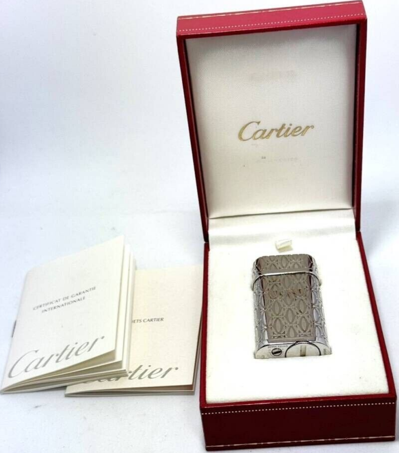 Overhauled Cartier Gas lighter Silver C de Cartier 2C motif Overhauled Cartier Gas lighter Silver C de Cartier 2C motif