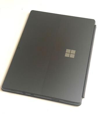 Microsoft Surface Pro 8 13