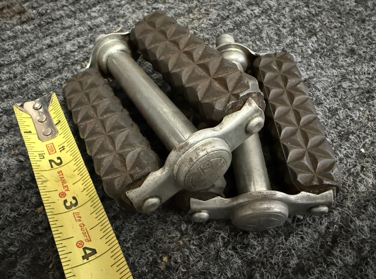 Schwinn Vintage Bike Pedals for sale | eBay