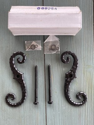 Pair of Black Cast Iron Scroll Shutter Lag Powder Coat Tiebacks Holdbacks 088254