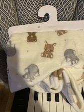Primark White Fleece Pram Blanket brown grey bear elephant bunny 70x90cm