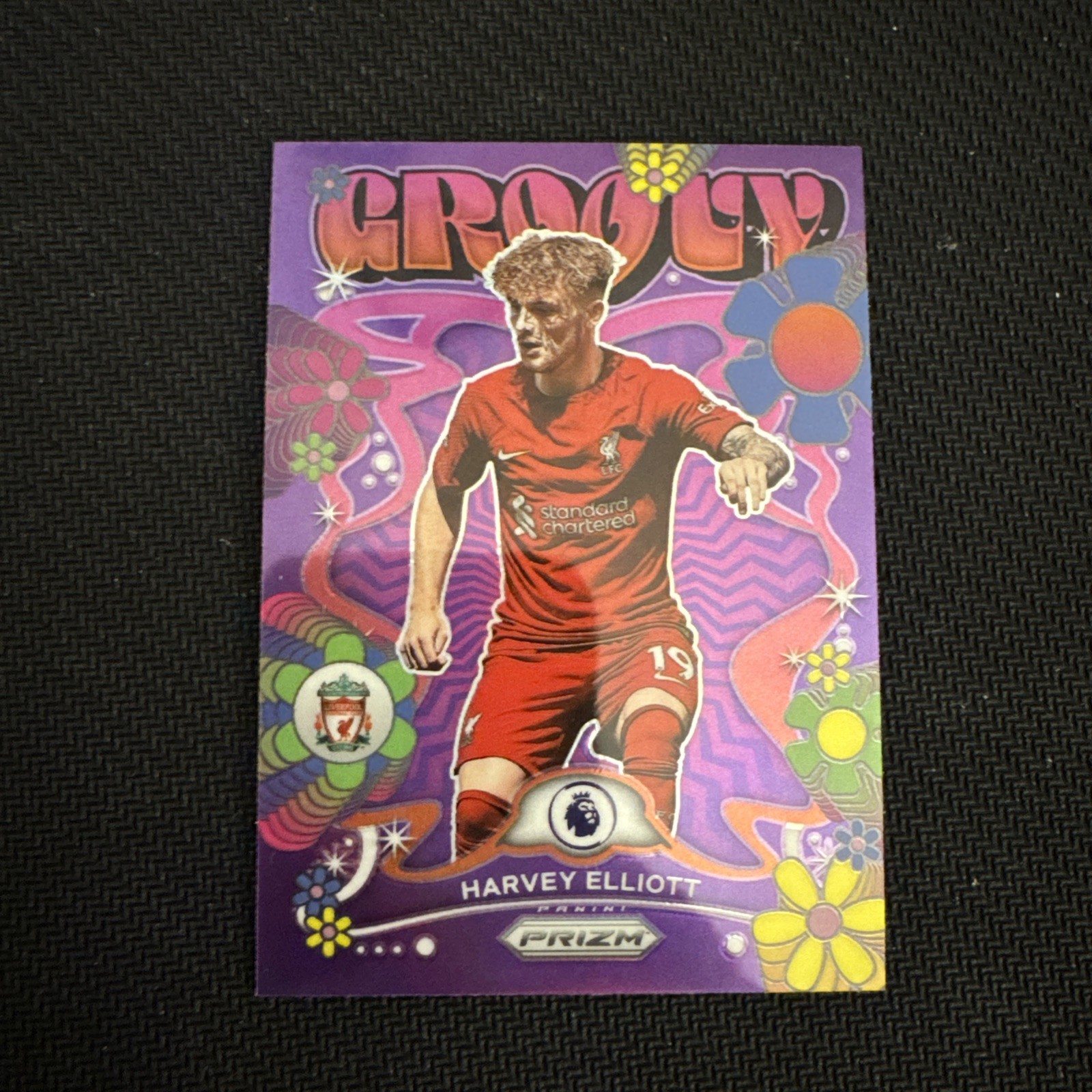 2022-23 Panini Prizm Premier League Groovy SSP #7 Harvey Elliott