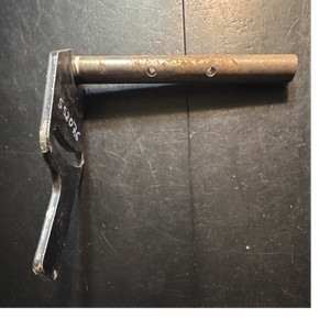 Geringhoff Corn head Lock /pin Top Lock Mechanism #552076 (1) new