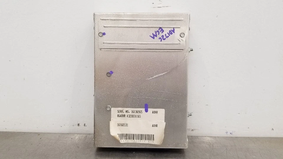 92 MÓDULO DE CONTROL MOTOR CADILLAC BROUGHAM 5,0 L ECM 16136965 Foto 2 de 4