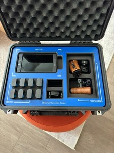 Small HD 702 Touch 中古（ハードケースあり） Small HD 702 Touch 中古（ハードケースあり） Small HD 702