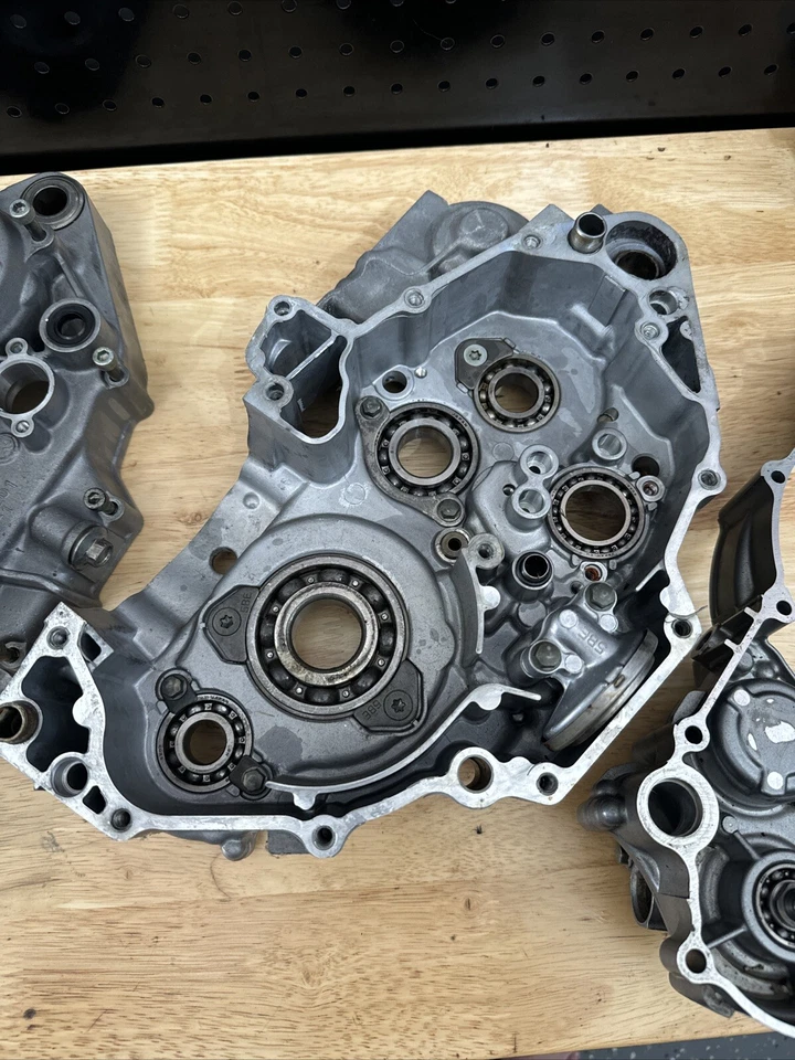 Juego de cárter de motor izquierdo derecho Yamaha WR400F YZ400 YZ400F 1998-01 Foto 3 de 4