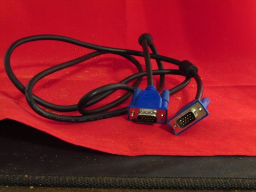 6' VGA Male to Male Monitor Cable - Photo 2/2