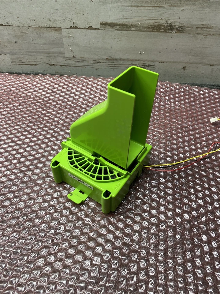 Sun SunBlade 1500 Rear Fan Assembly 370-5680 02 - Image 2 of 4