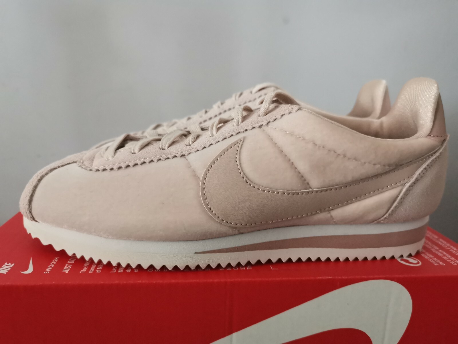nike classic cortez se women's
