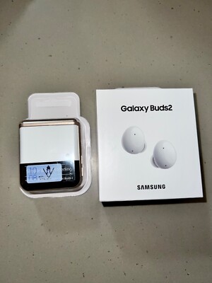 Galaxy Buds2, Color: White, Plus Gold Olympic Edition Case