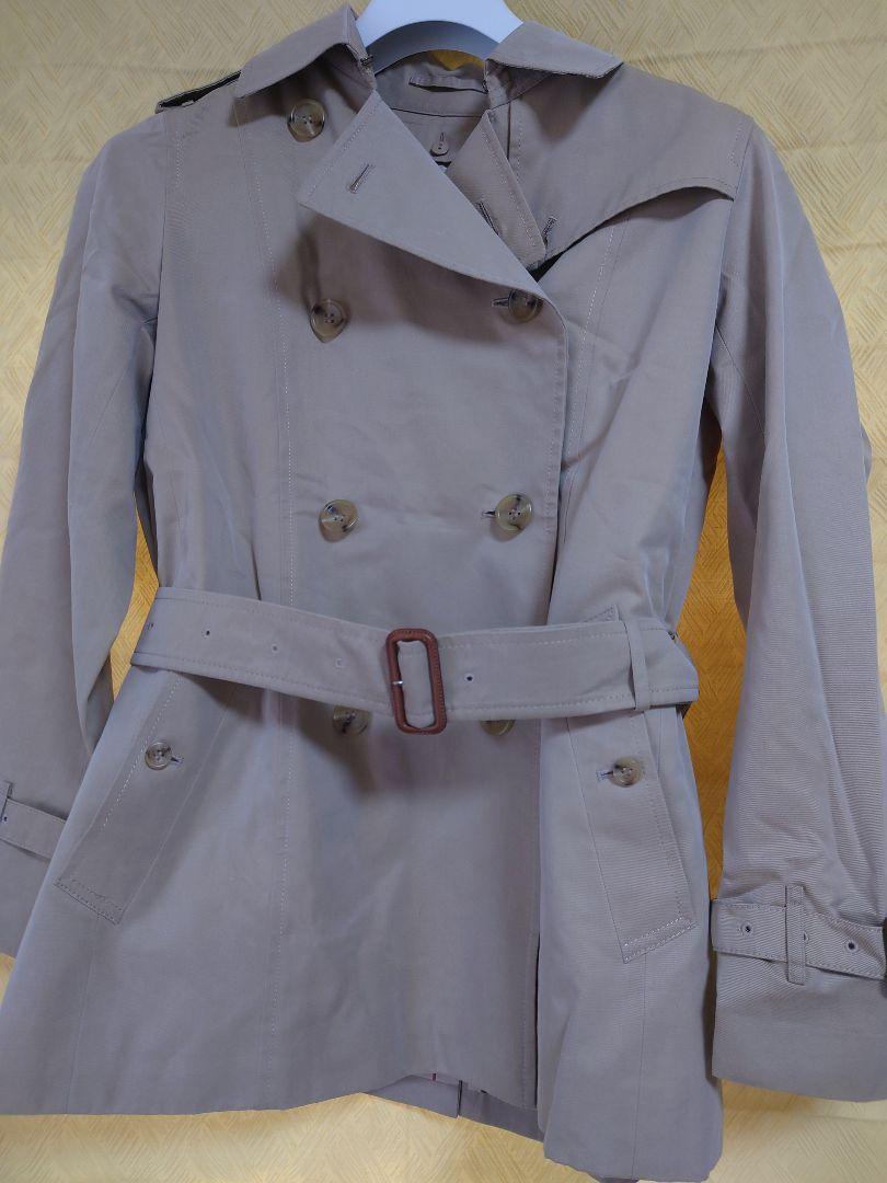 M Burberry Trench Coat Beige