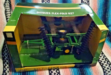 John Deere 637 Flex Fold Disk 1:16 Scale #45408 Ertl Tomy Implement Org Box Ties