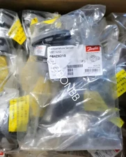 Danfoss MBT5252 temperature sensor 084Z8210 FedEx or DHL or UPS shipping