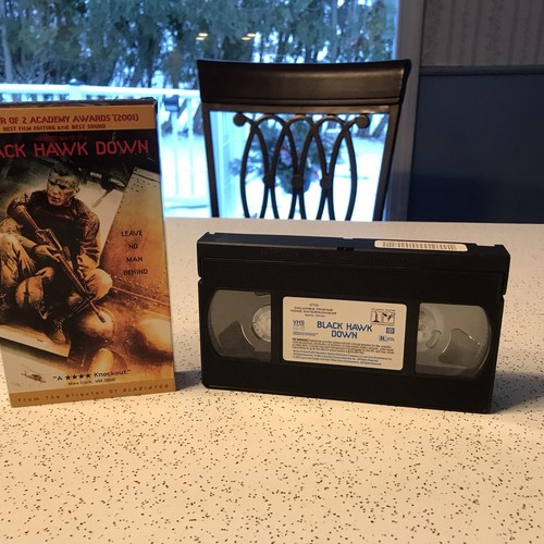 Black Hawk Down VHS 2002 Columbia Entertainment VG Condition - Picture 3 of 6