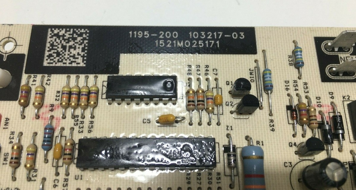 Lennox 1195-200 Furnace Fan Control Circuit Board 103217-03 Lennox 1195-200 Furnace Fan Control Circuit Board 103217-03