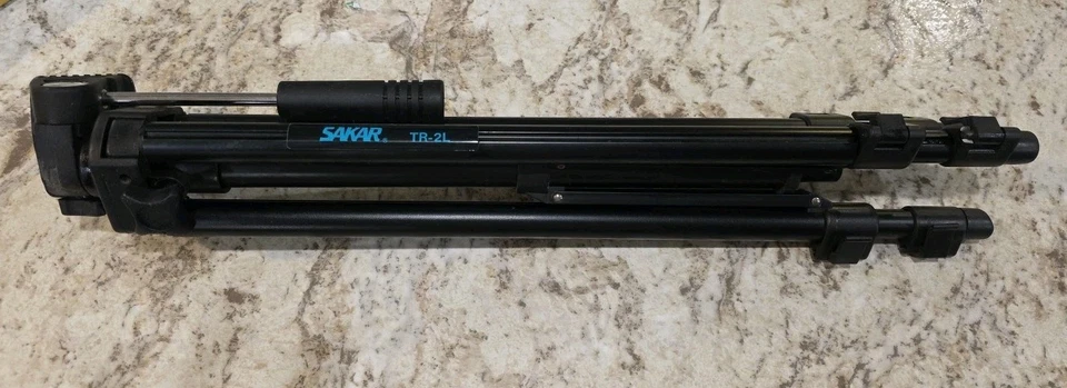 Sakar TR-2L Photo & Video Tripod 3 Section 2-Way Pan Head - Image 4 of 4