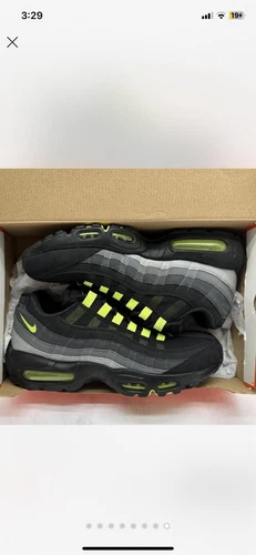 NIKE Air Max 95 verde fluo praticamente nuovo indossato solo una volta non si adatta più