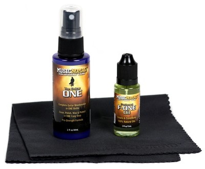 MUSIC NOMAD MN140 Premium Guitar Care