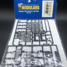 Walthers Cornerstone Fire Escape & Details HO Modulars Scale Kit #933-3729 NIP
