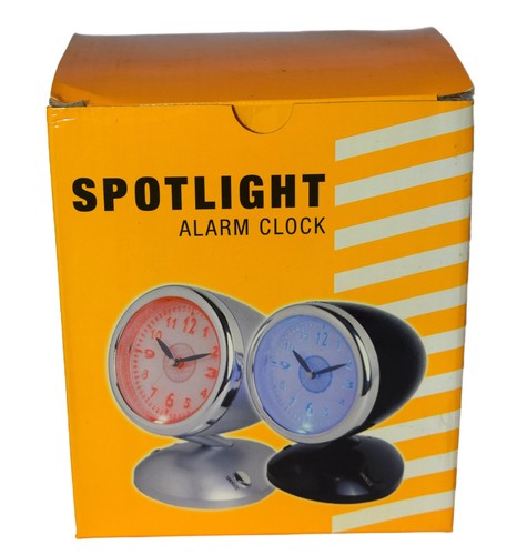 SPOTLIGHT:GREEN LED LIGHT WITH ON/OFF SILVER CASE DESKTOP ALARM CLOCK WHITE DIAL - Picture 2 of 11