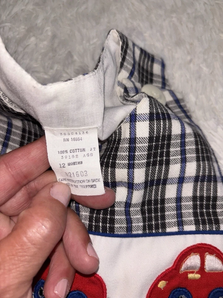 Niño pequeño vintage talla 12 meses mameluco a cuadros diseño coche. Lindo ** Nt Desc** Foto 4 de 4