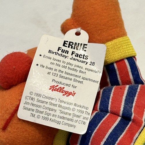 Toys small Sesame Street Elmo Hard Plastic 2013 & Ernie Mini Beans 1999 - Picture 7 of 7