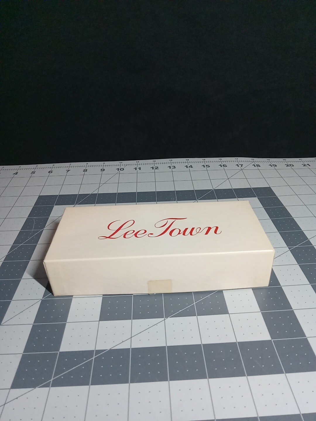 Lee Town Mack HO "BM" Van Truck 2 axle #432-2030 Kit