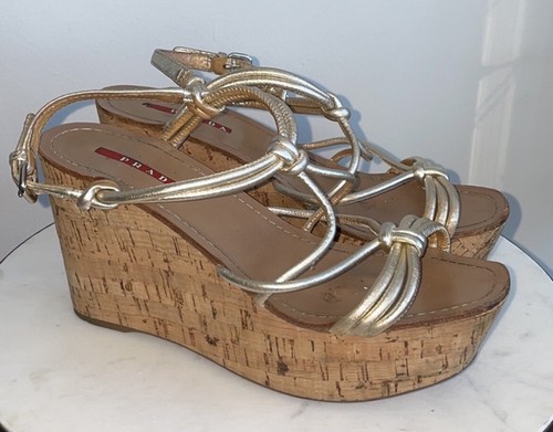 PRADA GOLD KNOTTED WEDGE SANDALS, 37.5 