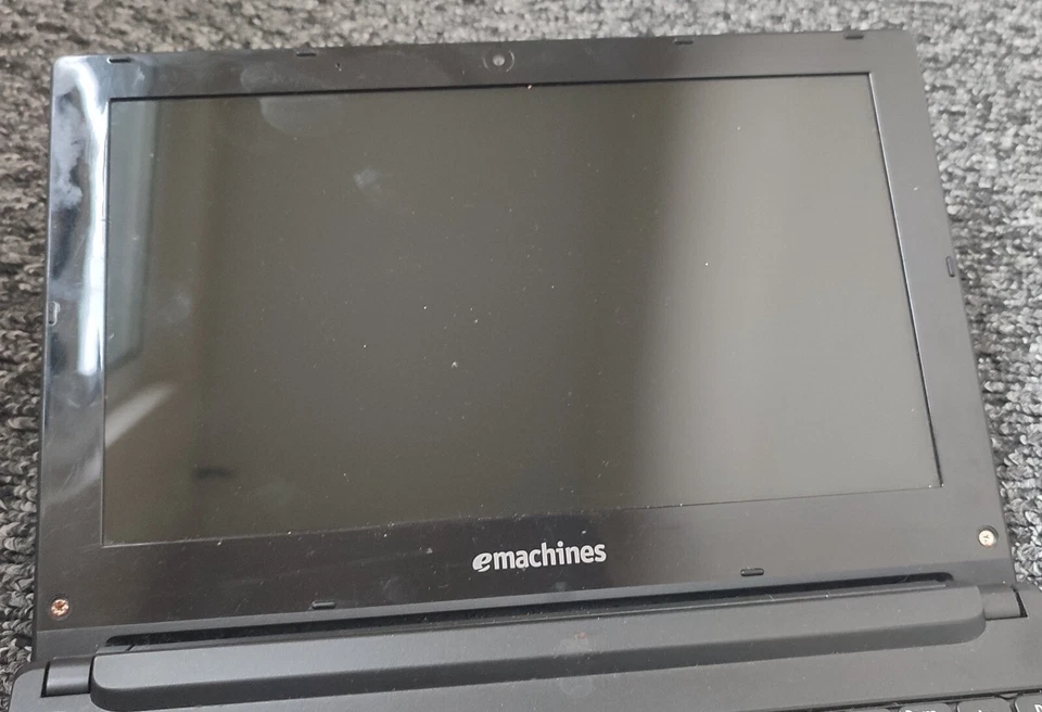 emachines 355 series PV70 (For parts only) - Image 3 of 4