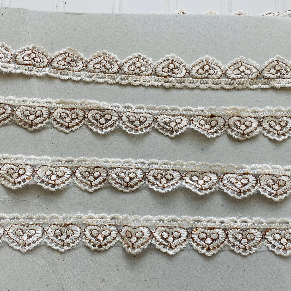 2 Yards Beige Heart Border/Ribbon Lace Trim for Sewing/Crafts/Bridal/1  Wide